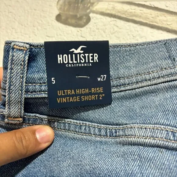 NEW Hollister Ultra High Rise‎ 2" Cut-Off Vintage Short 5  Stretch Ripped Denim - Picture 3 of 8